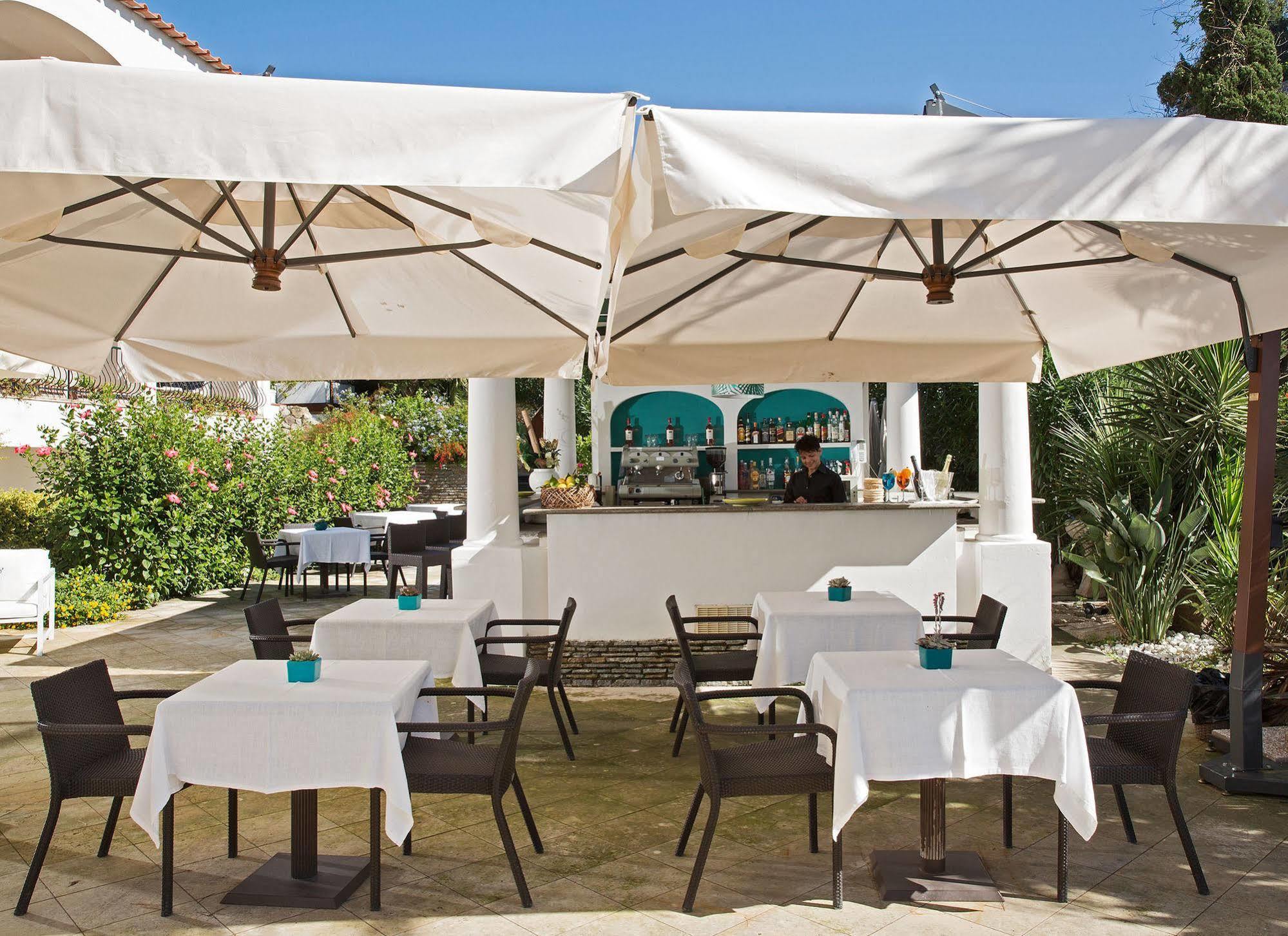 Della Piccola Marina Hotel
